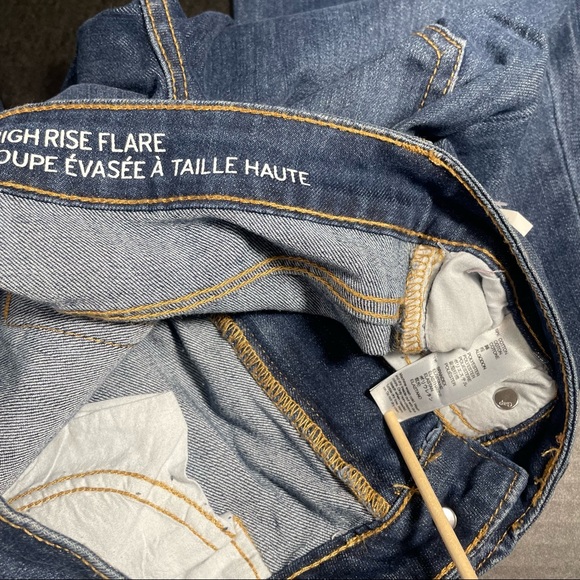BNWT GAP high rise flare 26/2 denim jeans original retail owner GREAT JEANS!! - Picture 6 of 10